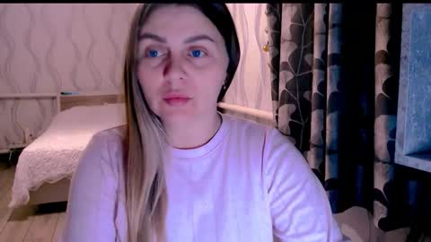 Snapshot of li_lit chatting on February 2026 06:17:02 PM li_lit online show from February 2026 06:17:02 PM