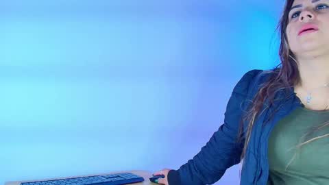 Lia  online show from March 2026 03:34:02 AM