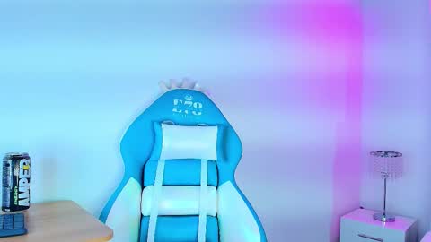 Lia  online show from March 2026 03:34:01 AM