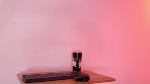 Lia  online show from April 2026 03:44:02 AM