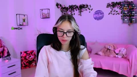 lia_dream_ online show from July 2026 10:39:01 AM