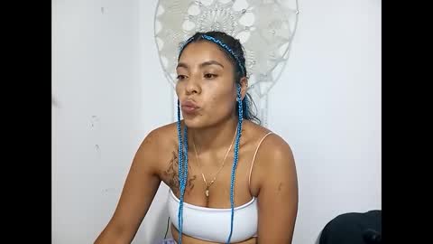 Lia online show from September 2025 07:57:01 AM