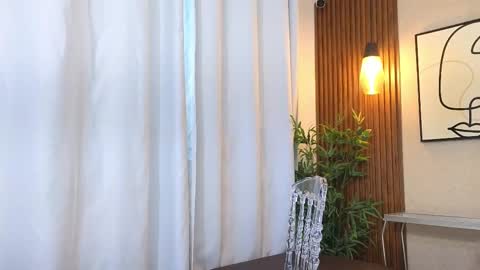 LIA online show from October 2025 06:45:02 PM