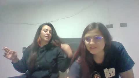 lia_vc online show from March 2025 10:45:02 AM
