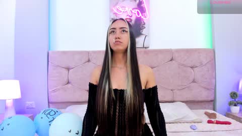 Snapshot of liaa_18 chatting on January 2025 03:50:02 AM Liaa online show from January 2025 03:50:02 AM