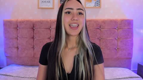 Snapshot of liaa_18 chatting on February 2025 06:35:01 AM Liaa online show from February 2025 06:35:01 AM