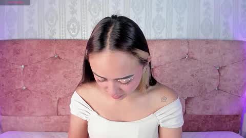 Snapshot of liaa_18 chatting on September 2025 03:54:01 AM Liaa online show from September 2025 03:54:01 AM
