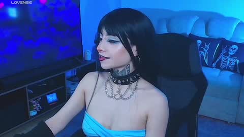 Snapshot of liaa_rodriguezz chatting on January 2025 10:01:01 PM Liaa  online show from January 2025 10:01:01 PM
