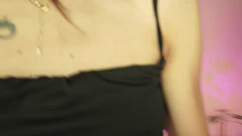 Lia  online show from April 2026 12:31:01 PM