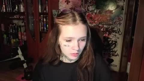 liaaa_li online show from October 2025 03:35:02 PM