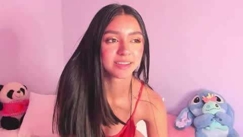 Lia 3 online show from December 2025 07:53:02 PM