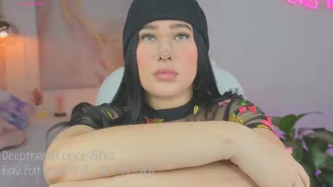 Lia Cox online show from September 2025 03:17:02 AM