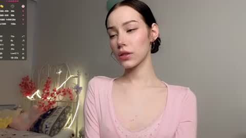 Lia  online show from June 2026 09:04:02 AM