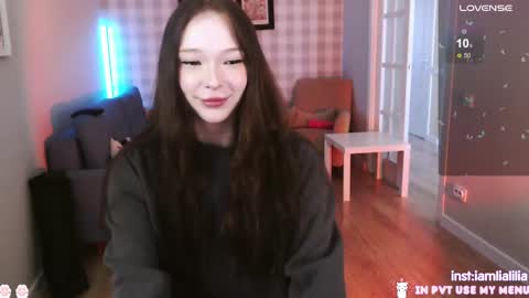 lialilia online show from February 2025 07:20:01 AM