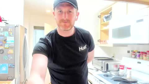 Liam online show from February 2025 02:37:02 AM