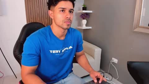 Liam Collins online show from February 2025 11:33:01 AM