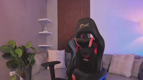 Liam Collins online show from February 2026 11:46:02 AM