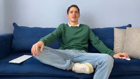 Snapshot of liam_enzho chatting on September 2025 01:22:02 PM Liam online show from September 2025 01:22:02 PM