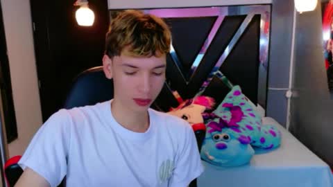 Snapshot of liam_green1 chatting on March 2026 02:08:01 PM liam_green1 online show from March 2026 02:08:01 PM