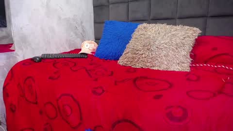 Liam online show from January 2025 08:22:01 PM