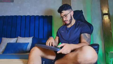 Snapshot of liam_kleiin chatting on July 2026 11:14:01 AM LIAM KLEIN online show from July 2026 11:14:01 AM
