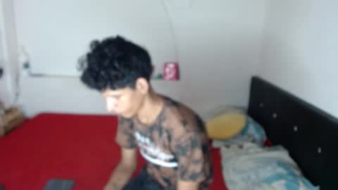 liam_mendoza online show from October 2025 03:04:01 AM