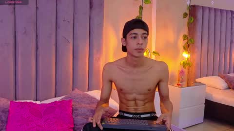 Snapshot of liam_mercurio chatting on May 2026 08:07:01 PM Liam Mercury online show from May 2026 08:07:01 PM