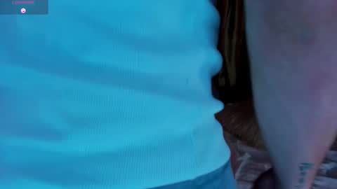 liam online show from October 2025 04:00:01 AM