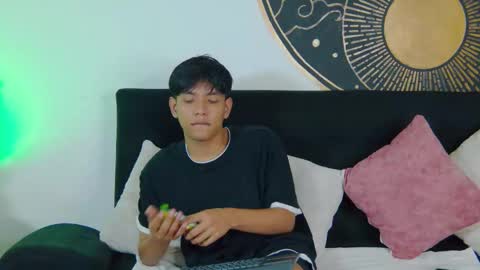 Liam online show from February 2026 08:20:02 PM