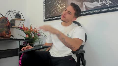 Liam online show from January 2025 03:07:02 PM