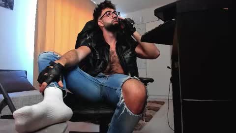 Snapshot of liamaesthetic chatting on February 2026 07:46:01 AM Liam online show from February 2026 07:46:01 AM