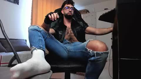 Snapshot of liamaesthetic chatting on February 2026 07:58:01 AM Liam online show from February 2026 07:58:01 AM