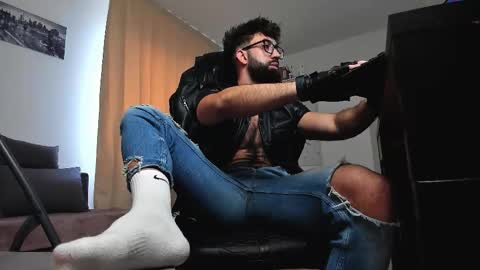 Snapshot of liamaesthetic chatting on February 2026 07:38:01 AM Liam online show from February 2026 07:38:01 AM