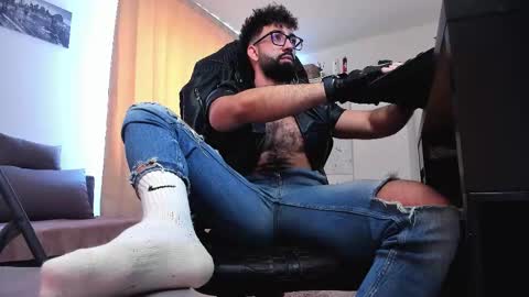 Snapshot of liamaesthetic chatting on February 2026 08:27:02 AM Liam online show from February 2026 08:27:02 AM