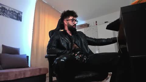 Snapshot of liamaesthetic chatting on February 2026 07:29:02 AM Liam online show from February 2026 07:29:02 AM