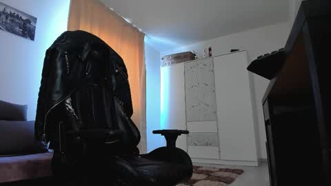 Snapshot of liamaesthetic chatting on March 2026 08:30:01 AM Liam online show from March 2026 08:30:01 AM