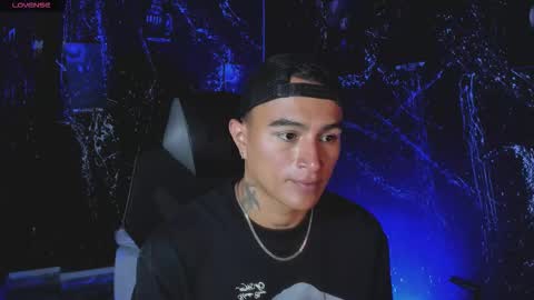 Snapshot of liamdeep_ chatting on September 2025 10:33:02 PM LiamDeep online show from September 2025 10:33:02 PM