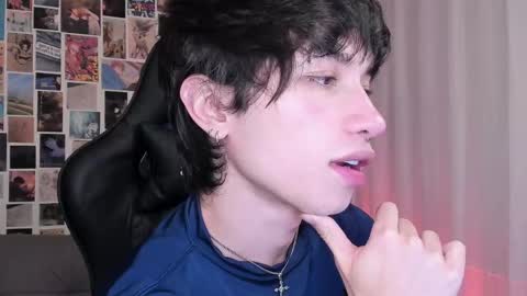 Snapshot of liamelf chatting on March 2025 04:21:01 AM Liam online show from March 2025 04:21:01 AM