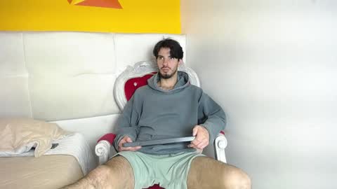 LiamLuxe online show from December 2024 03:42:02 PM