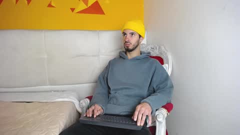 LiamLuxe online show from January 2025 12:03:01 PM