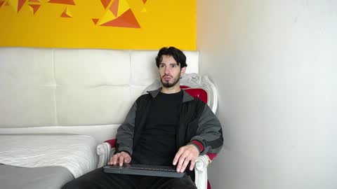 LiamLuxe online show from January 2025 12:13:01 PM