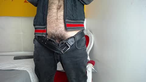 LiamLuxe online show from January 2025 03:19:01 PM