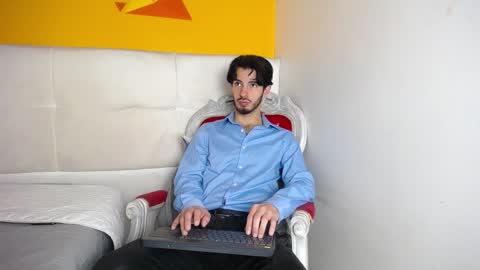 LiamLuxe online show from January 2025 12:37:01 PM