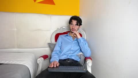 LiamLuxe online show from January 2025 03:39:02 PM