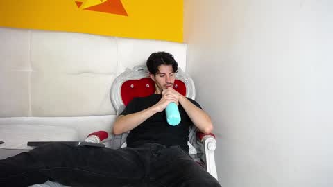 LiamLuxe online show from January 2025 06:17:02 PM