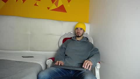 LiamLuxe online show from January 2025 12:07:02 PM