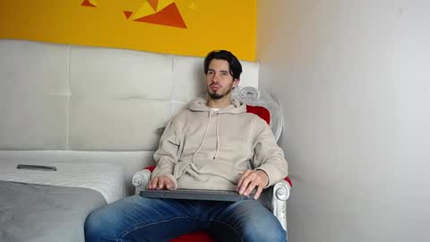 LiamLuxe online show from January 2025 12:17:01 PM