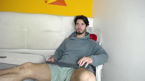 LiamLuxe online show from January 2025 12:33:01 PM