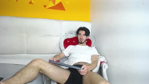 LiamLuxe online show from January 2025 06:21:01 PM