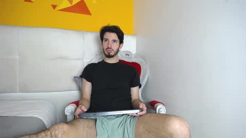 LiamLuxe online show from February 2025 12:37:01 PM